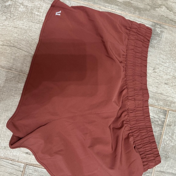 Vuori clementine shorts - Picture 2 of 3